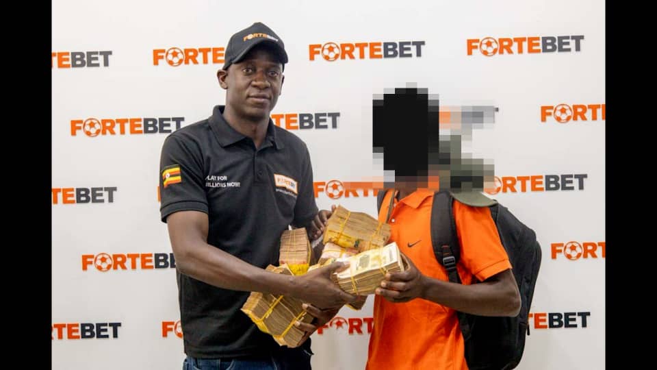 FORMER STREET VENDOR SMASHES UGX 250,000,000 FROM AVIATOR FORMER STREET VENDOR SMASHES UGX 250,000,000 FROM AVIATOR
