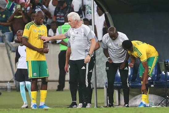Appollis to the Rescue! Bafana Battle Again to Safe Attract World Cup Heat-Up Appollis to the Rescue! Bafana Battle Again to Safe Attract World Cup Heat-Up